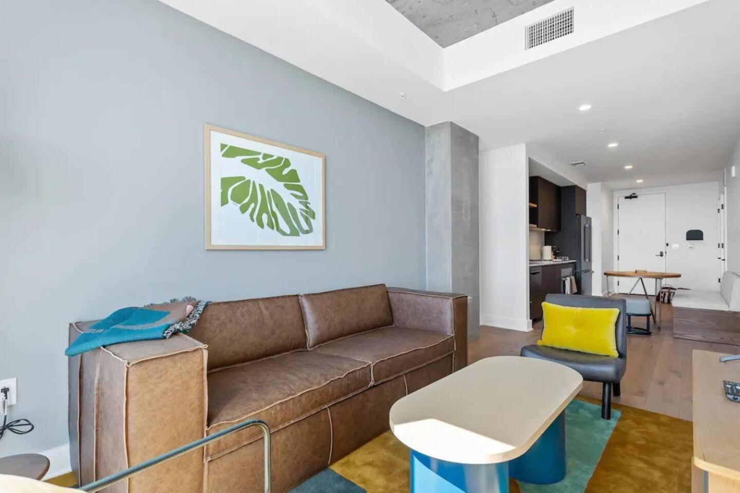 Modern 1Br Condo On Rainey St With Pool And Views Austin Exterior foto